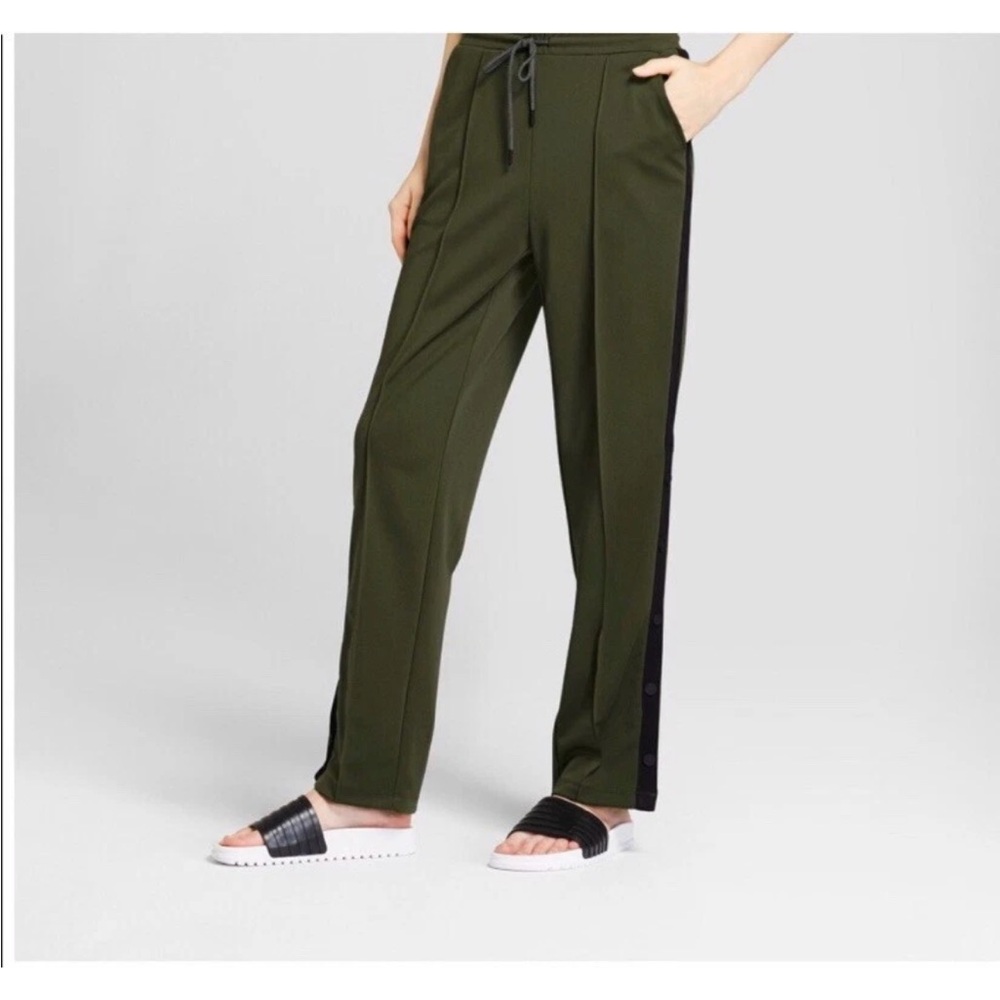 Hunter Green Joggers with Elastic Waistband and Relaxed Fit